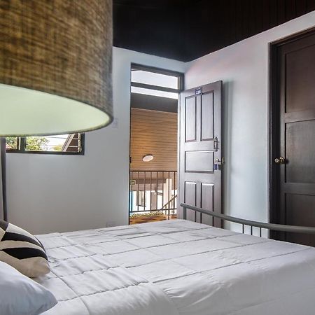 Hotel Canas Экстерьер фото