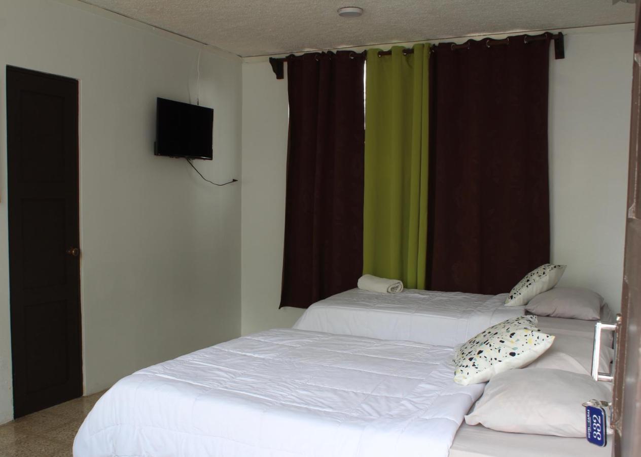 Hotel Canas Экстерьер фото