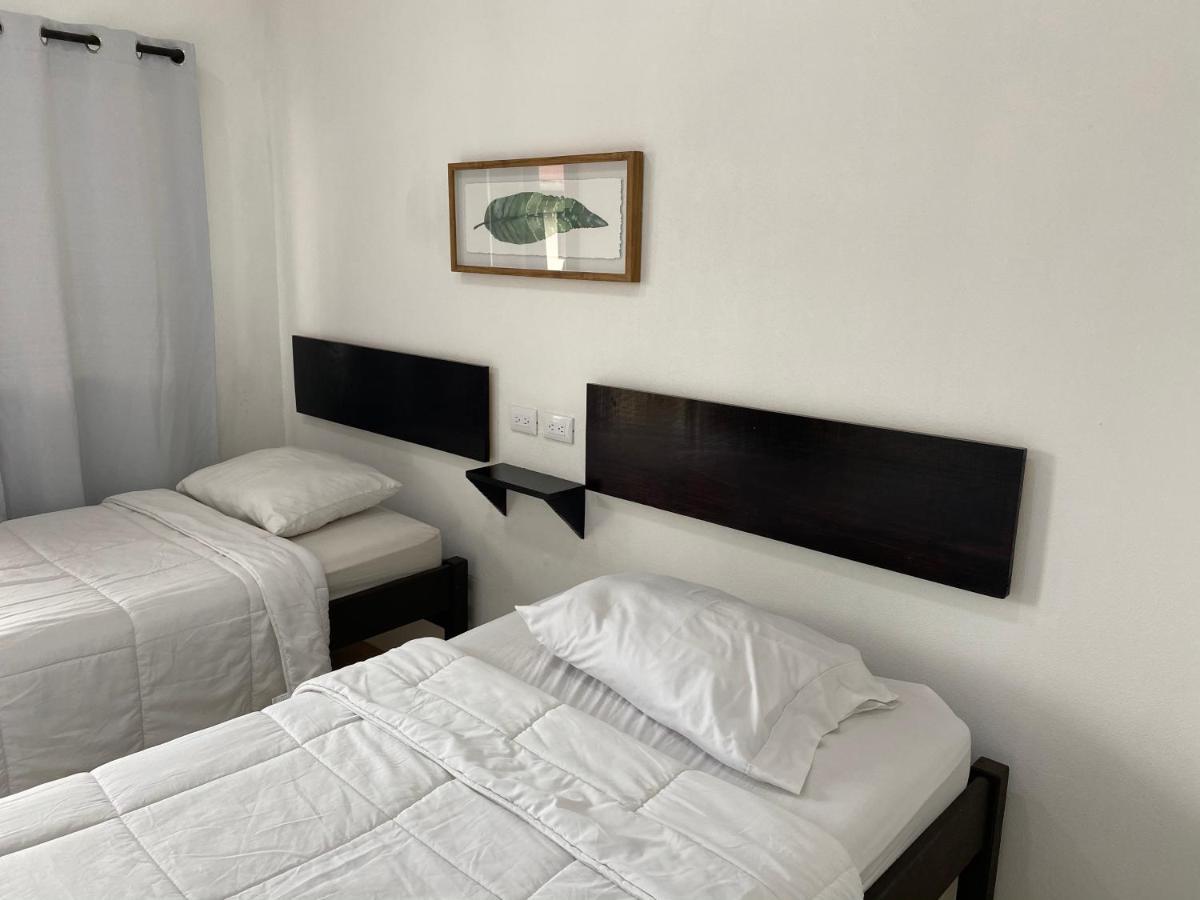 Hotel Canas Экстерьер фото