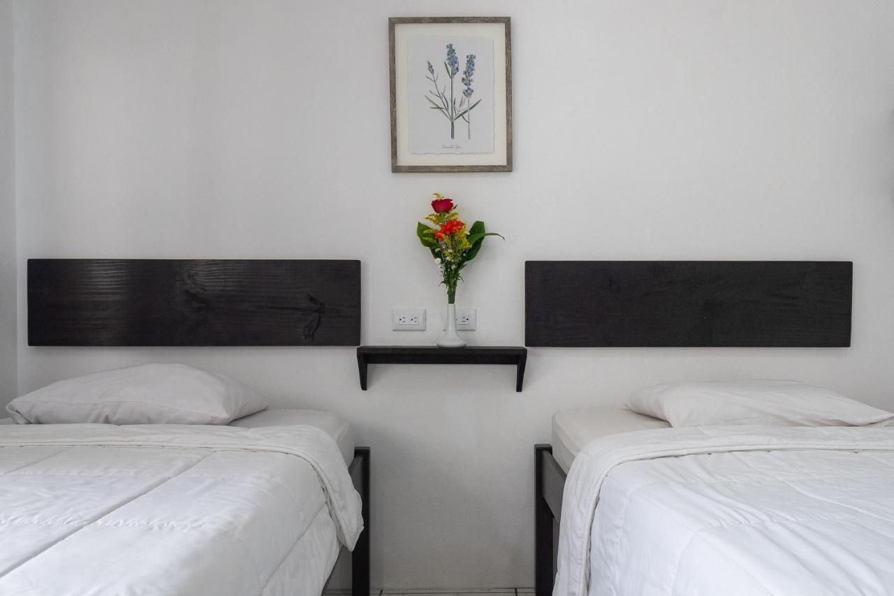 Hotel Canas Экстерьер фото